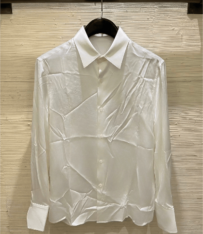 White shirt with deep folds after AirBrush wrinkle removal