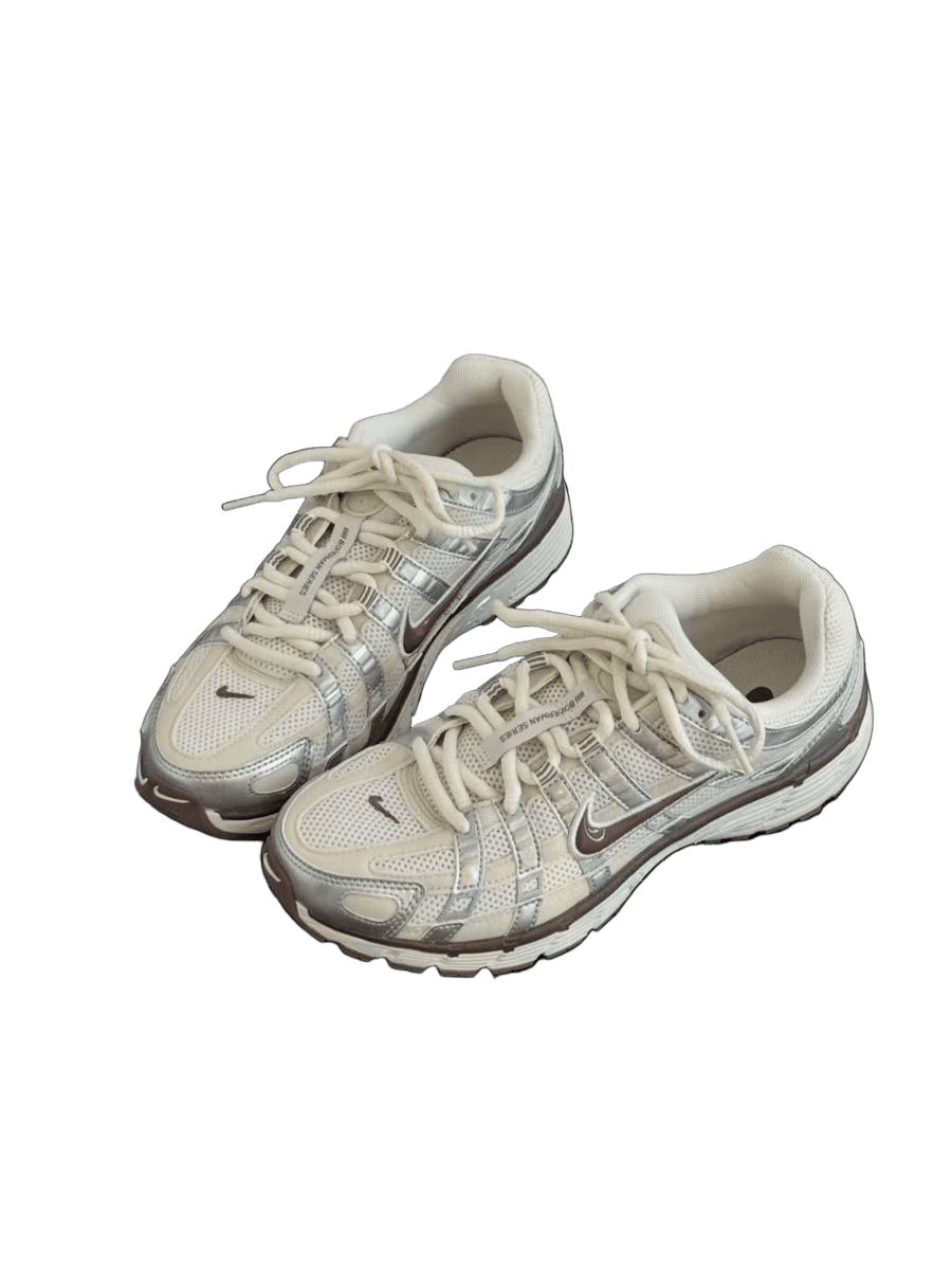 The sneakers cut out by Fotor at the full 1206 by 1398 of the original