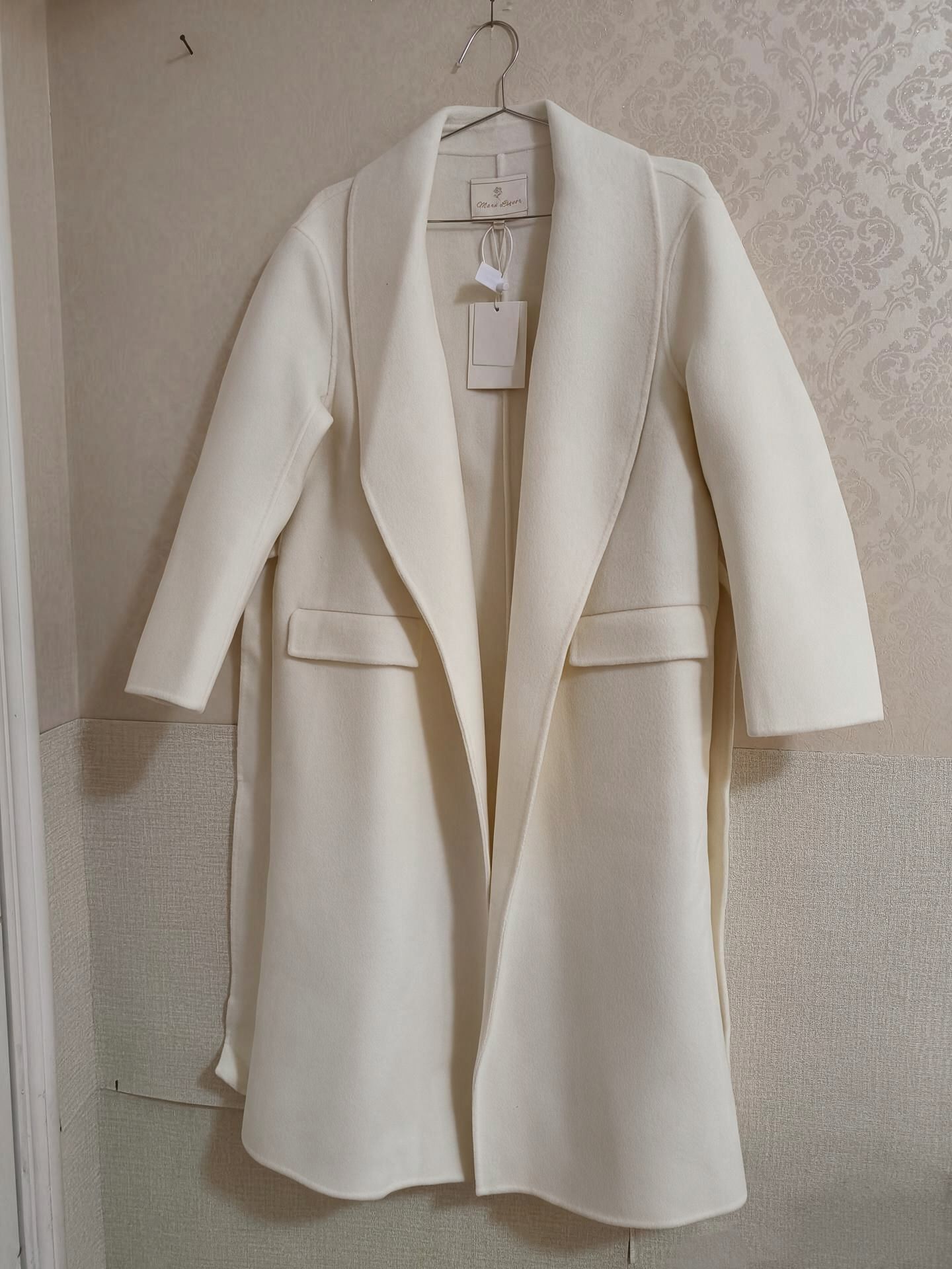 Cream coat — natural photo