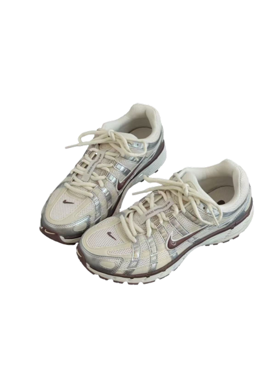 The sneakers cut out by Clipping Magic, shown at the 464 by 538 size the free download returned