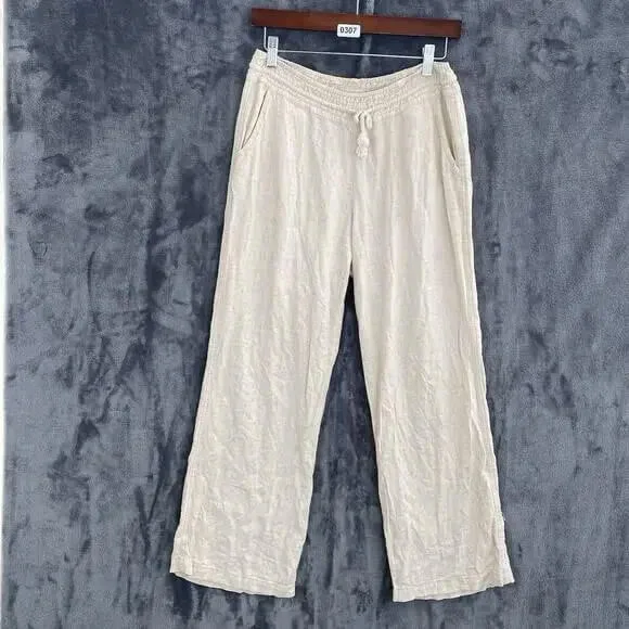 Try Snappyit to generate ghost mannequin photos of the pants