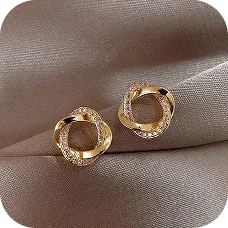 AI product photo generator producing high-detail jewelry product images