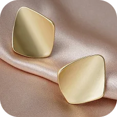 AI Jewelry Retouching for earrings, necklace and rings