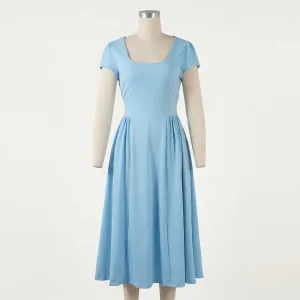 Try Snappyit to generate fashion model photos of the dress